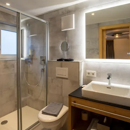 Garni Subretta 호텔