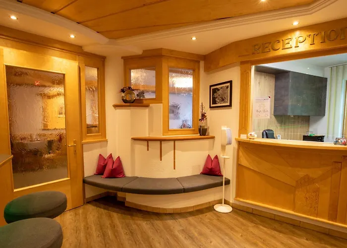 Garni Subretta ايشجل