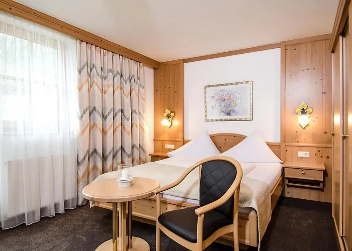 Garni Subretta Hotel