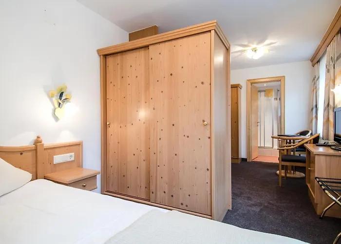 Garni Subretta Hotel 3*