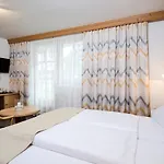 Garni Subretta 3*