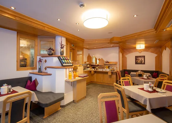 Garni Subretta Hotel